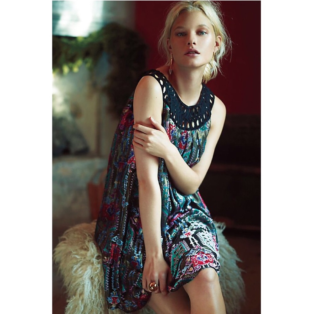 MOULINETTE SOEURS Linnea Velvet Dress